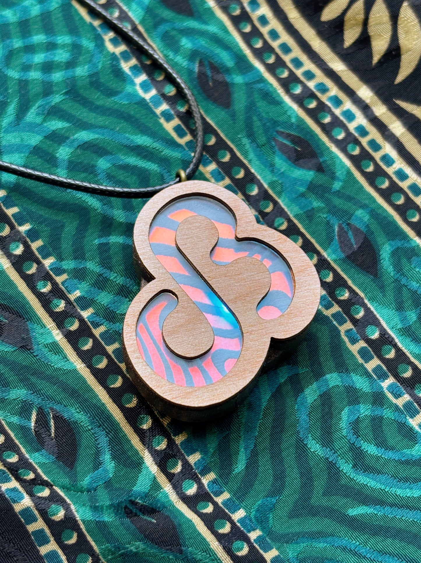 DB | Etched Acrylic LED Pendant